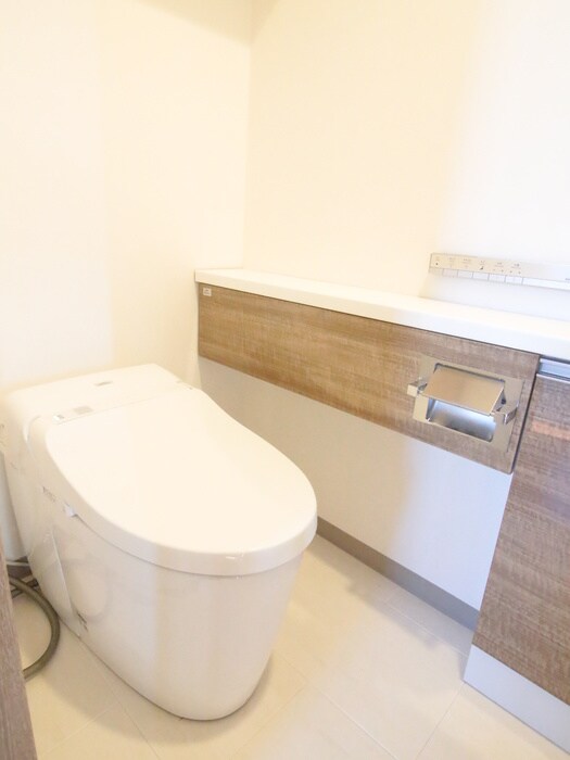 物件内観写真12　(トイレ)