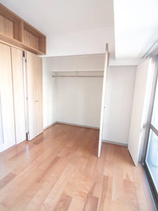 物件内観写真13　(収納)