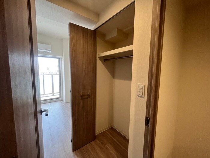 物件内観写真13　(収納)