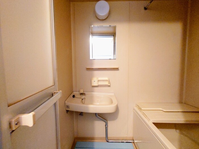 物件内観写真10　(洗面)