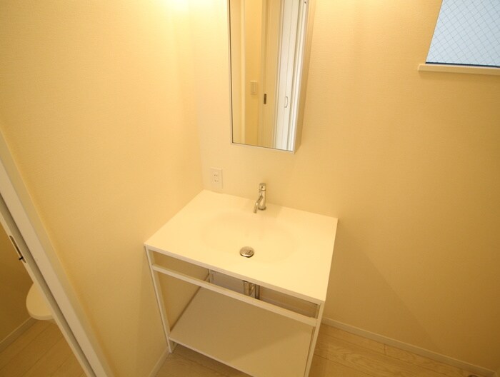 物件内観写真13　(洗面)