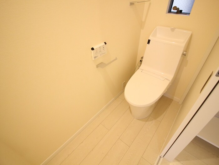 物件内観写真14　(トイレ)