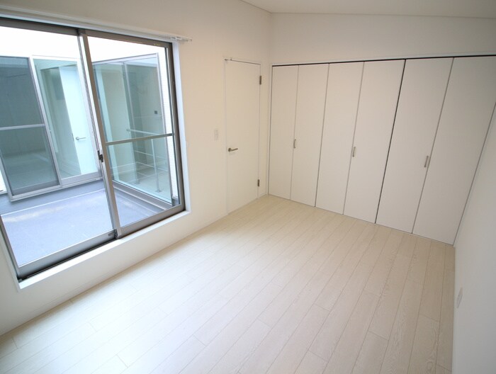 物件内観写真17　(居室)