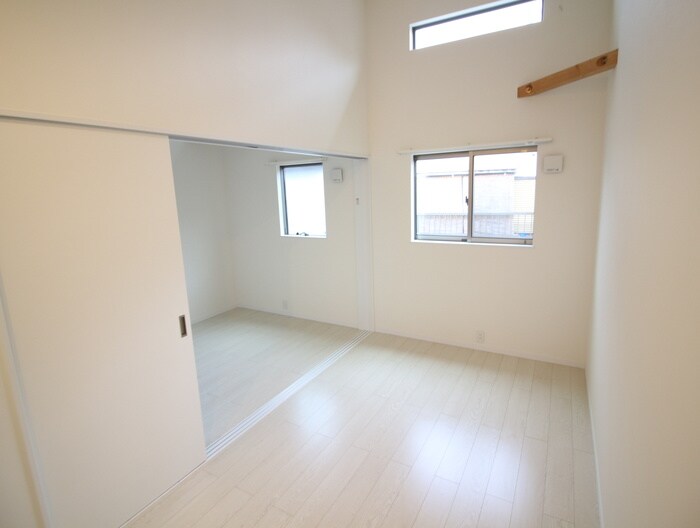 物件内観写真18　(居室)