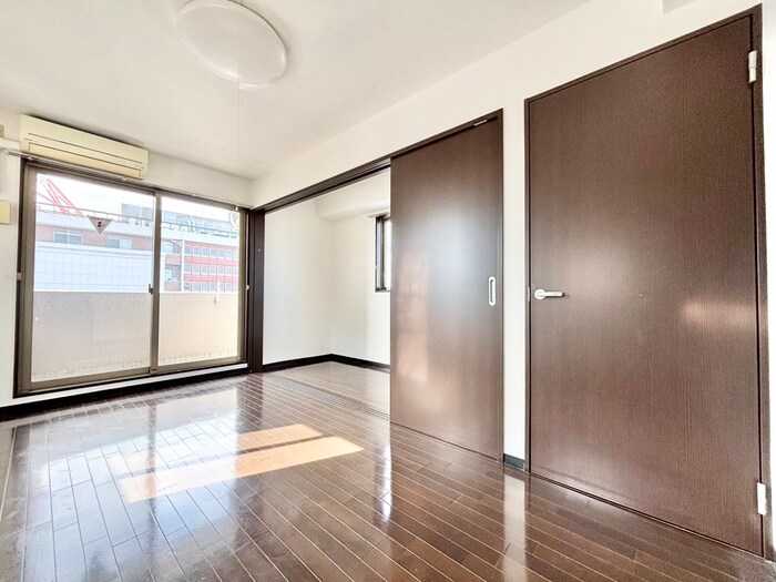 物件内観写真7　(居室)