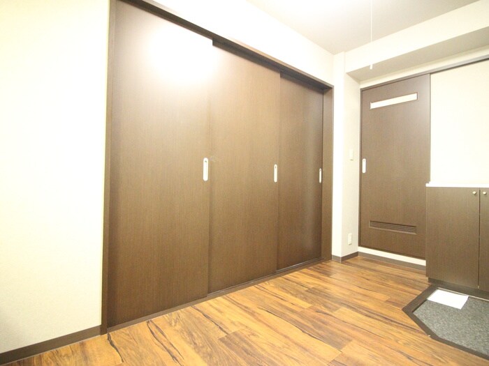 物件内観写真9　(居室)