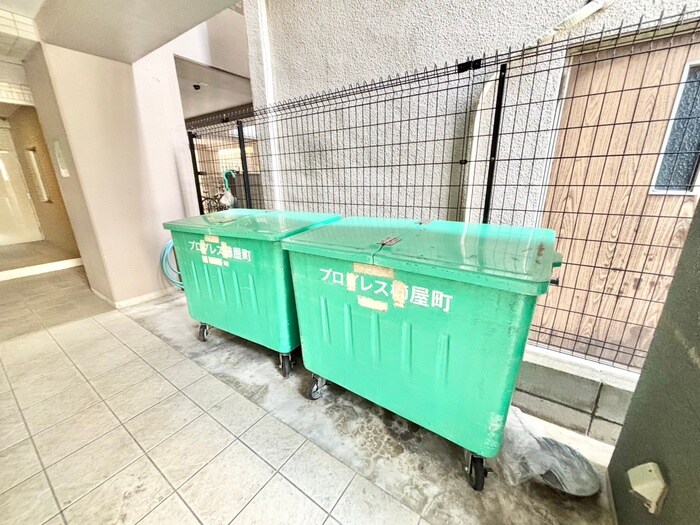 物件外観写真6　(建物設備)