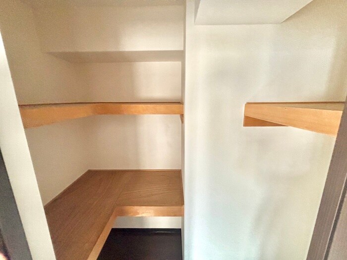 物件内観写真11　(収納)