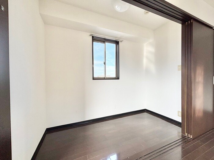 物件内観写真11　(居室)