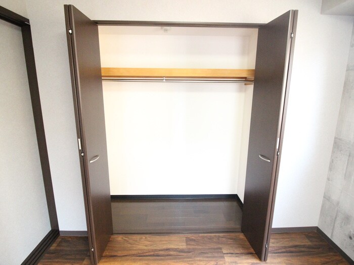 物件内観写真15　(収納)