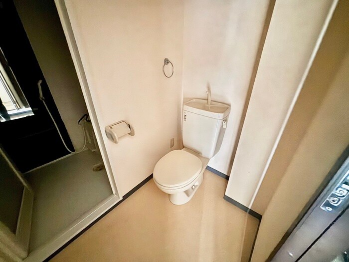 物件内観写真16　(トイレ)