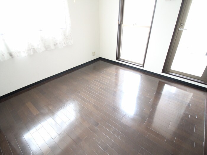 物件内観写真21　(居室)