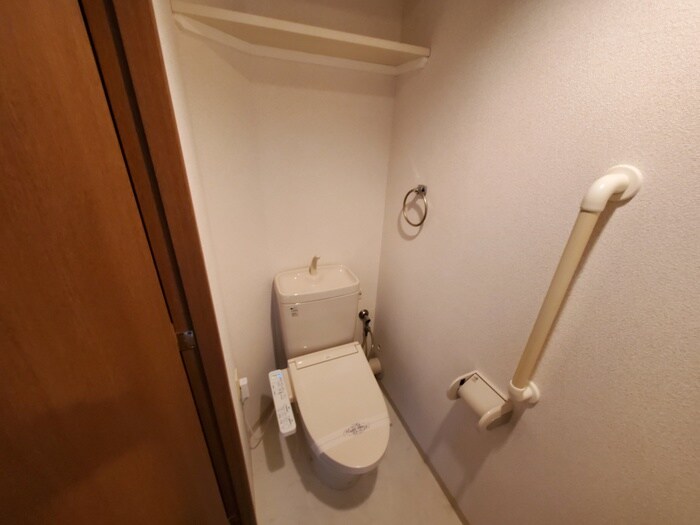 物件内観写真11　(トイレ)