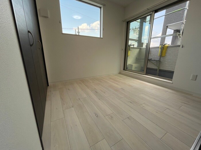 物件内観写真9　(居室)