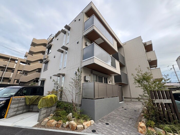 物件外観写真1　(外観写真)