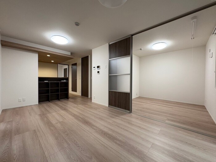 物件内観写真8　(居室)