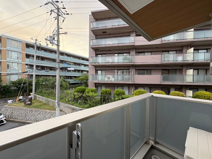 物件内観写真17　(室内からの展望)