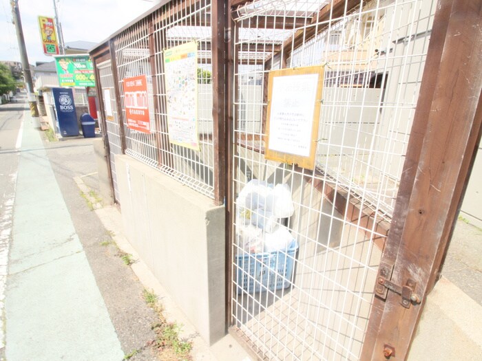 物件外観写真4　(建物設備)