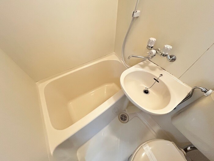 物件内観写真12　(バス／シャワールーム等)