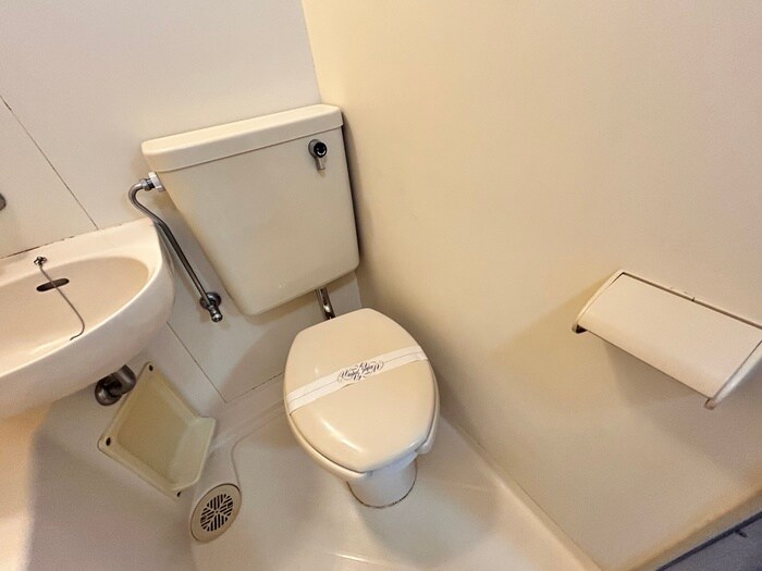 物件内観写真13　(トイレ)