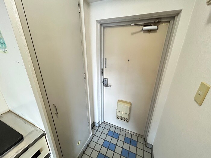 物件内観写真19　(玄関)