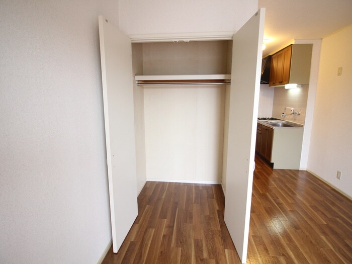物件内観写真9　(収納)