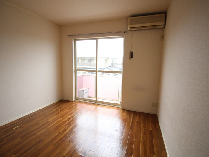 物件内観写真18　(居室)