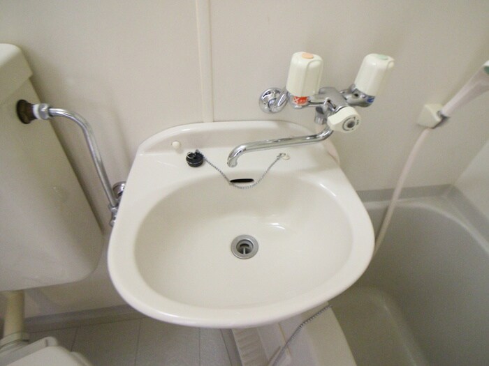 物件内観写真9　(洗面)