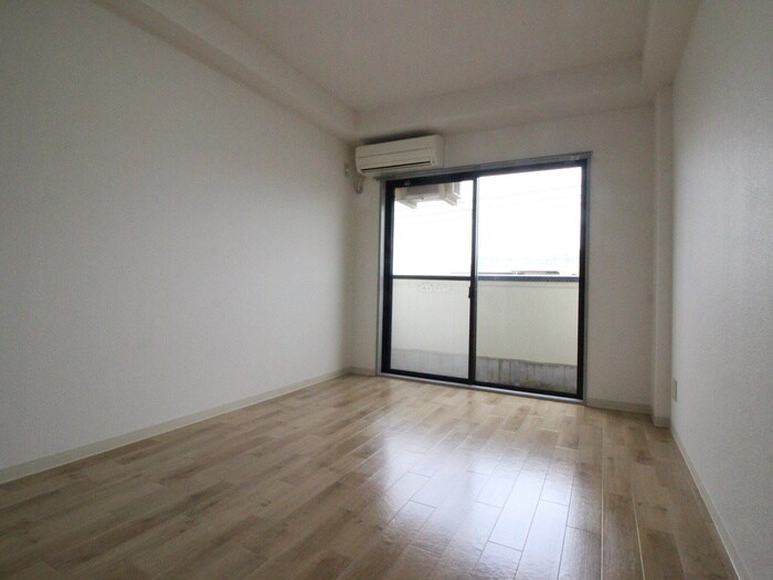 物件内観写真12　(居室)