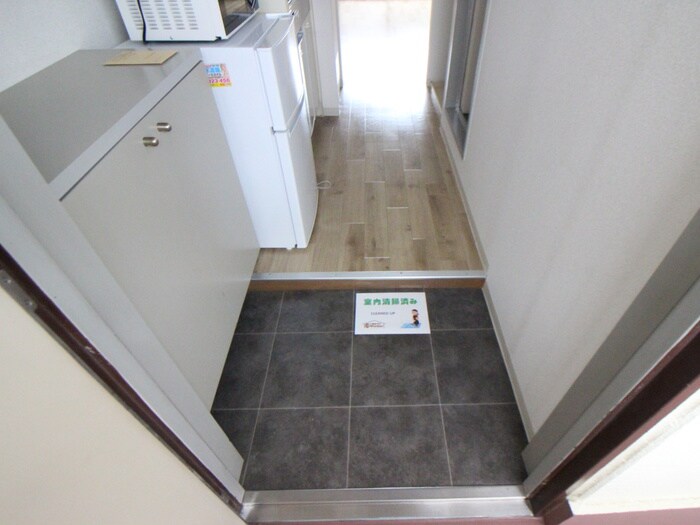 物件内観写真19　(玄関)