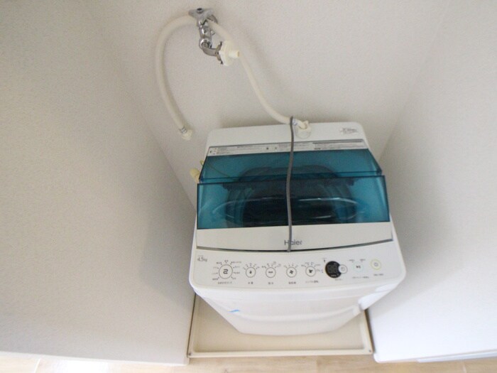 物件内観写真21　(洗濯機置場)