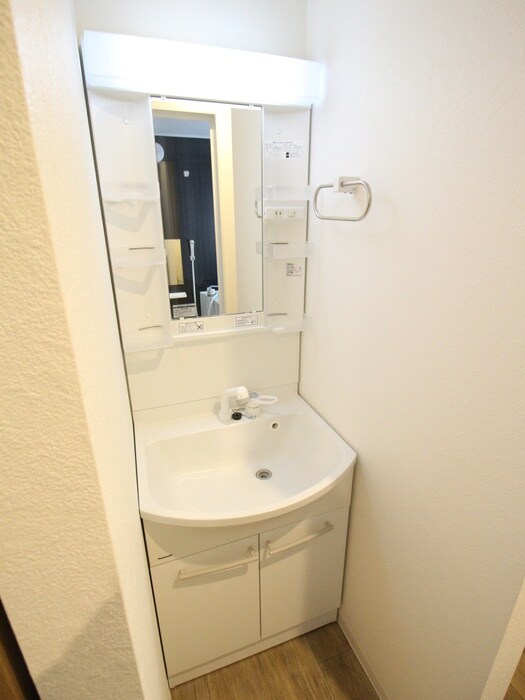 物件内観写真11　(洗面)