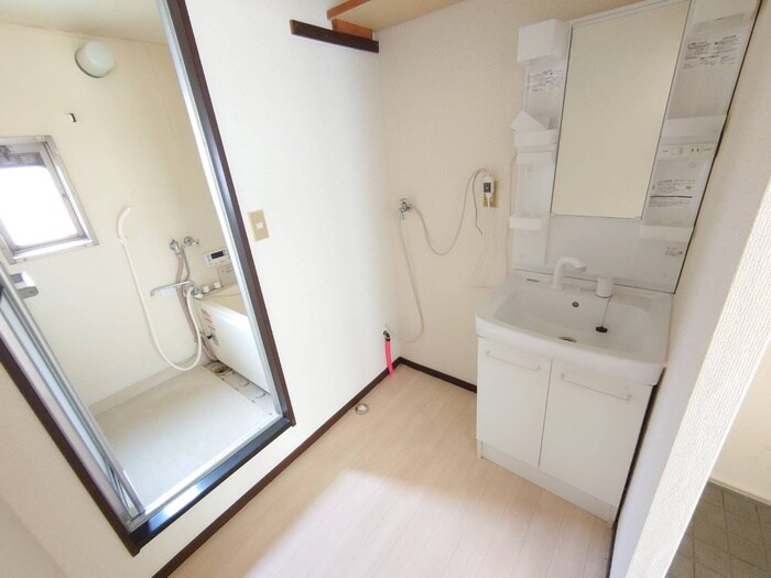 物件内観写真12　(洗面)