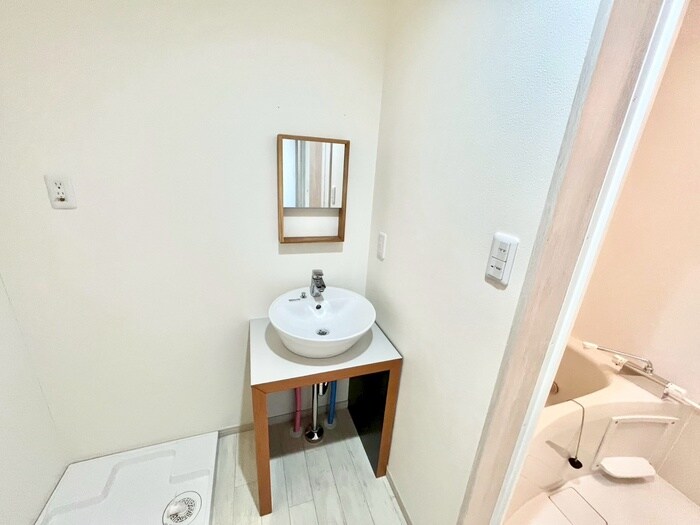 物件内観写真12　(洗面)