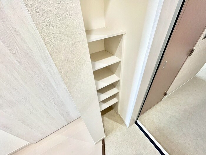 物件内観写真17　(靴箱)