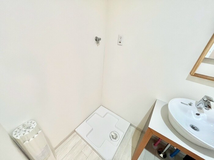 物件内観写真20　(洗濯機置場)