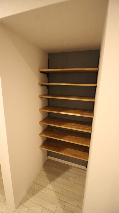 物件内観写真15　(収納)