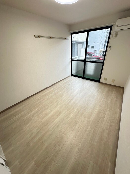 物件内観写真11　(居室)