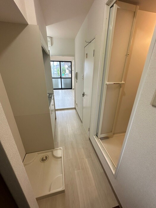 物件内観写真18　(廊下)