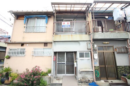 大日町3丁目貸家外観写真