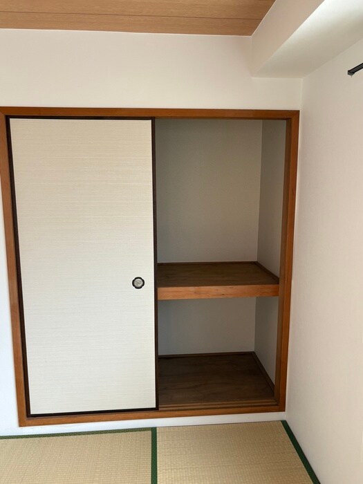 物件内観写真13　(収納)