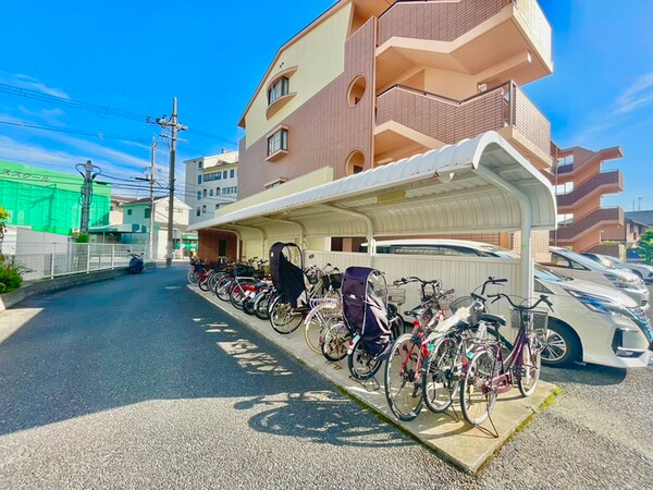 駐輪場
