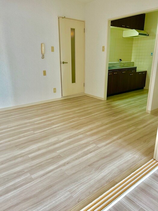 物件内観写真16　(内観写真)