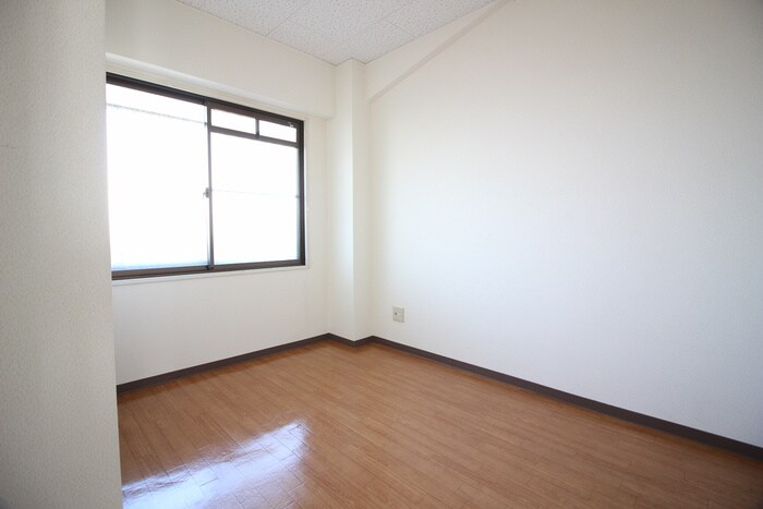 物件内観写真18　(居室)