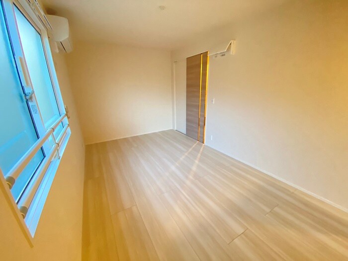 物件内観写真10　(居室)