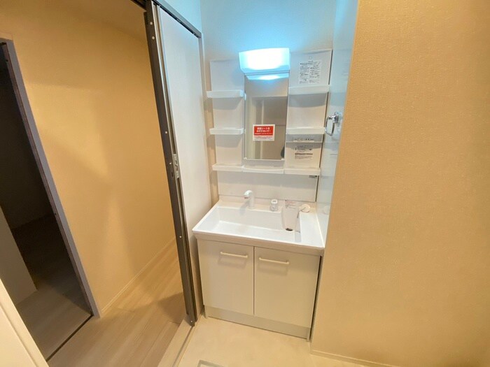 物件内観写真13　(洗面)