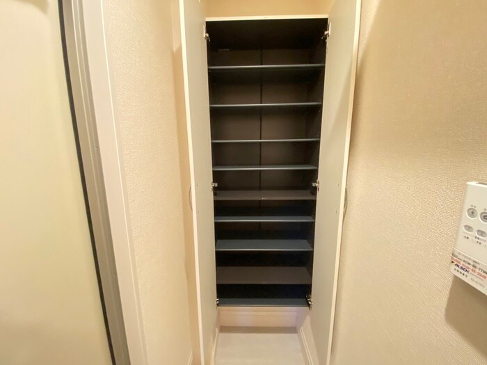 物件内観写真20　(靴箱)