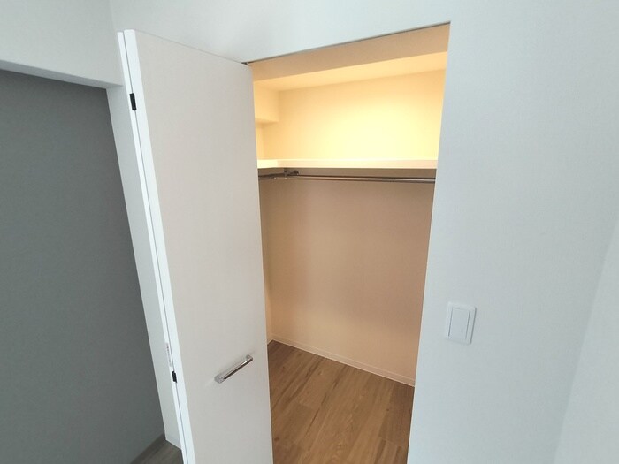 物件内観写真13　(収納)