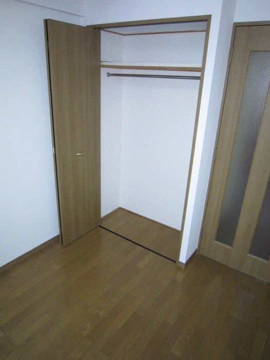 物件内観写真8　(収納)