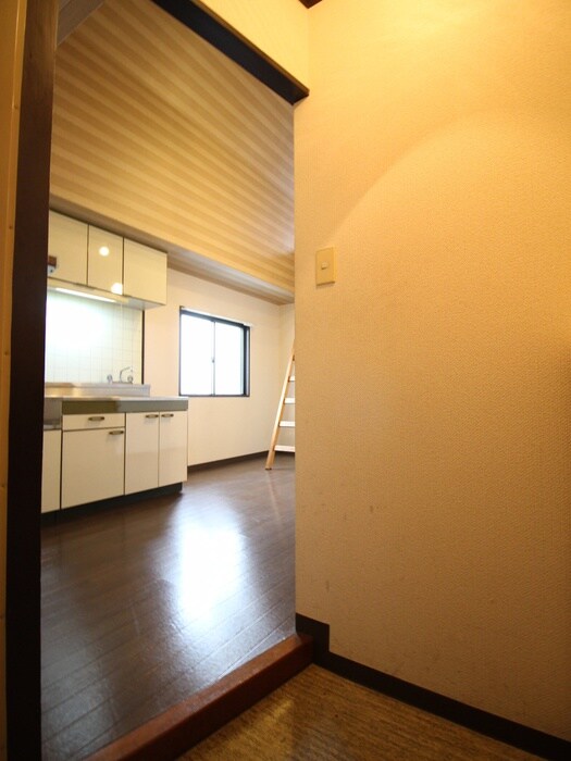 物件内観写真15　(玄関)